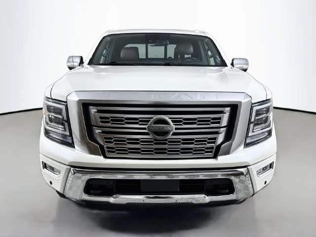 Used 2021 Nissan Titan Platinum Reserve w/ Moonroof Package AWD/4WD image 2