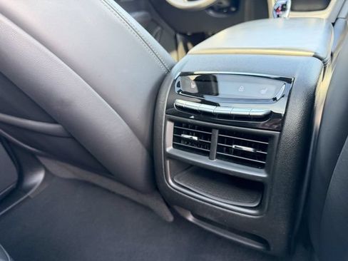 Used 2022 Cadillac XT5 Premium Luxury w/ Platinum Package FWD image 41