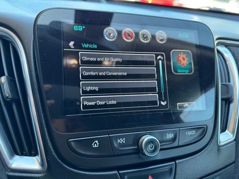 Used 2016 Chevrolet Malibu LT FWD image 28