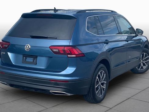Used 2019 Volkswagen Tiguan SE w/ Panoramic Sunroof Package FWD image 13