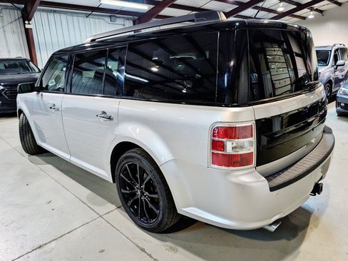 Used 2018 Ford Flex SEL w/ Equipment Group 202A FWD image 8