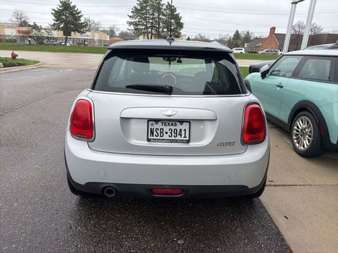 Used 2014 MINI Cooper 2-Door Hardtop FWD image 9