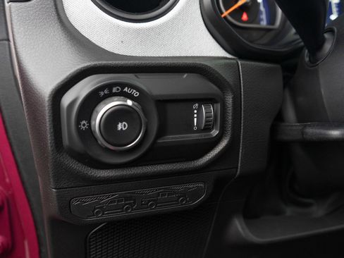 Used 2024 Jeep Wrangler Willys image 15