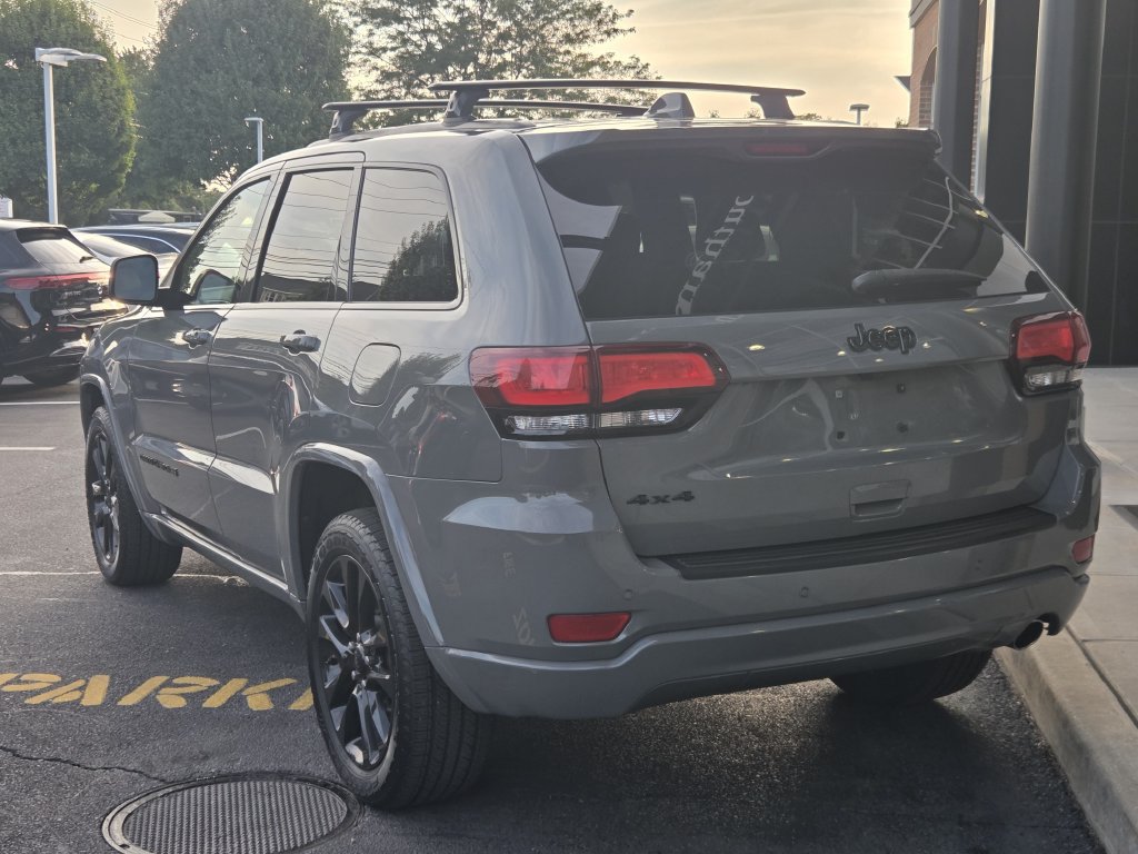 Used 2021 Jeep Grand Cherokee Laredo X AWD/4WD image 10