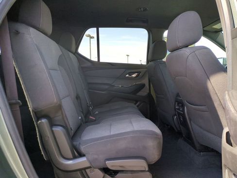 Used 2023 Chevrolet Traverse LT FWD image 34