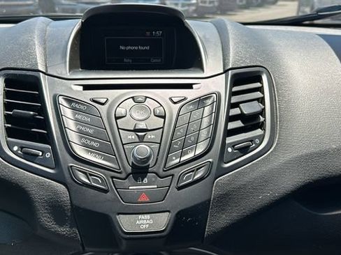 Certified 2018 Ford Fiesta SE FWD image 19