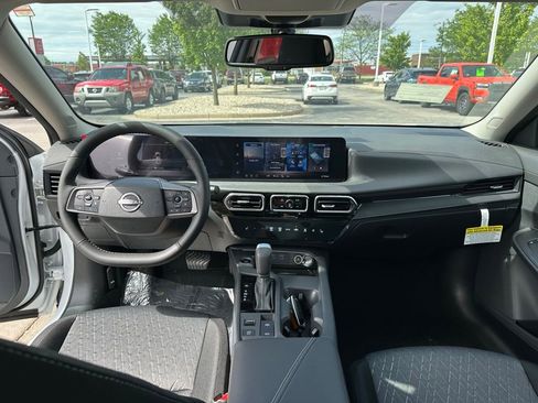 New 2026 Nissan Sentra SV w/ SV Convenience Package FWD image 23