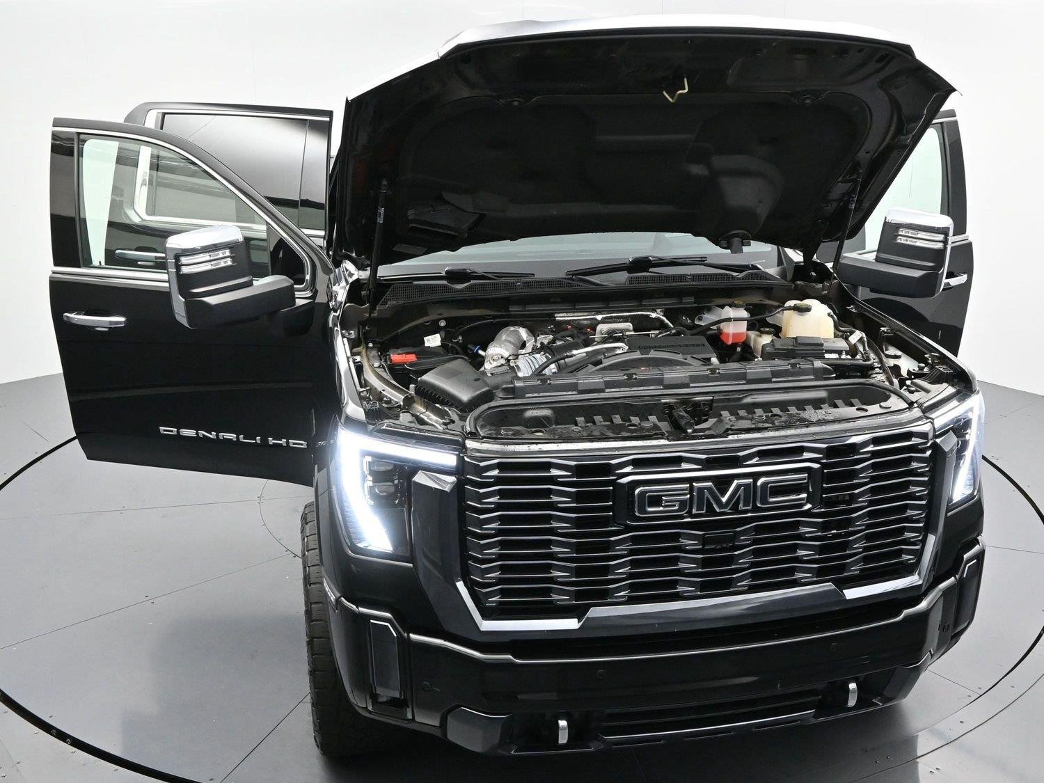 Used 2024 GMC Sierra 2500 Denali Ultimate AWD/4WD image 47