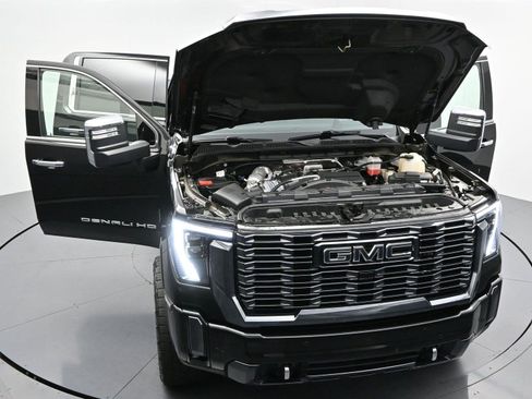 Used 2024 GMC Sierra 2500 Denali Ultimate AWD/4WD image 47