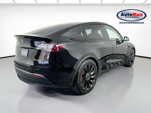 Used 2022 Tesla Model Y Performance AWD/4WD image 2