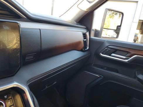 Used 2024 GMC Sierra 3500 Denali w/ Denali Reserve Package image 26