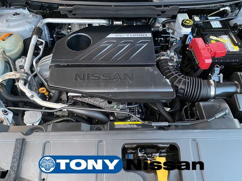 Used 2023 Nissan Rogue SV FWD image 10