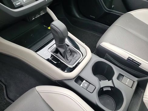 Certified 2025 Subaru Forester Limited image 20