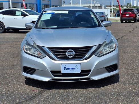 Used 2018 Nissan Altima 2.5 S w/ S Convenience Package FWD image 3