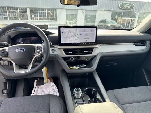 New 2026 Ford Explorer Active AWD/4WD image 12