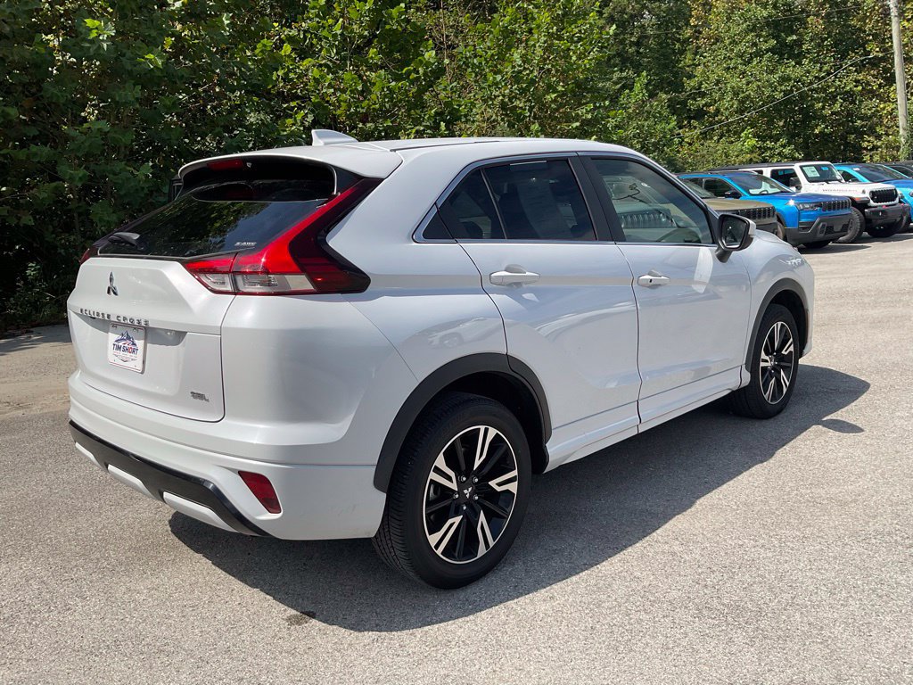 Used 2024 Mitsubishi Eclipse Cross SEL AWD/4WD image 6