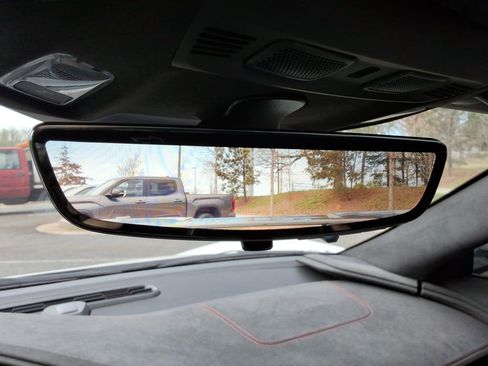 Used 2023 Chevrolet Corvette Stingray Premium Cpe w/ Z51 Performance Package image 34