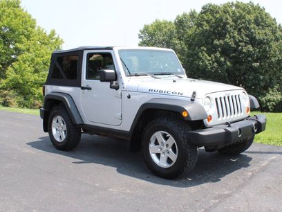 Used 2011 Jeep Wrangler Rubicon w/ PWR Convenience Group