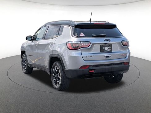 Used 2019 Jeep Compass Trailhawk AWD/4WD image 7