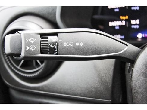 Used 2025 Chevrolet Colorado W/T RWD image 16