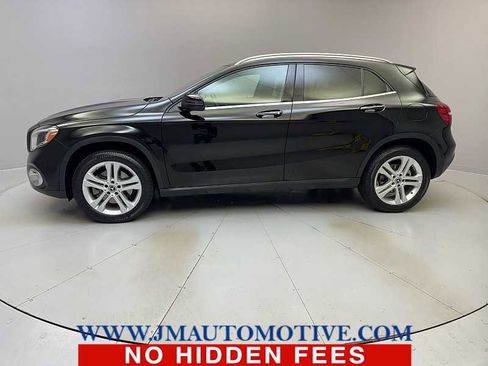 Used 2019 Mercedes-Benz GLA 250 4MATIC image 2