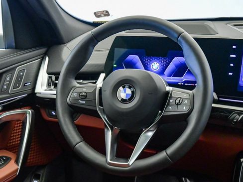 New 2026 BMW X2 xDrive28i w/ Technology Package image 13