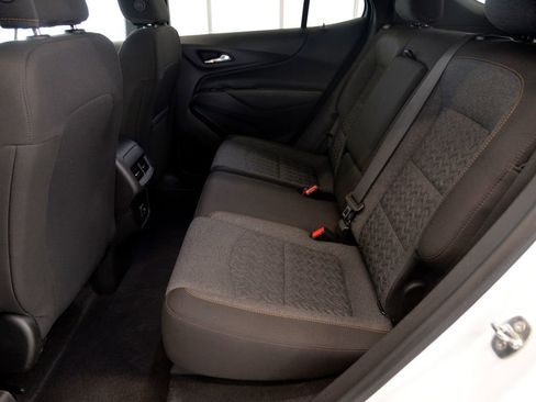 Used 2022 Chevrolet Equinox LT image 26