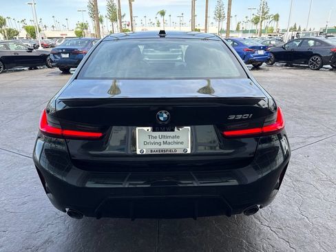 Used 2026 BMW 330i Sedan w/ M Sport Package RWD image 4