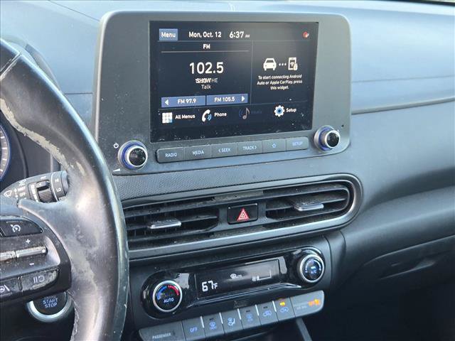 Used 2022 Hyundai Kona SEL w/ Convenience Package FWD image 11
