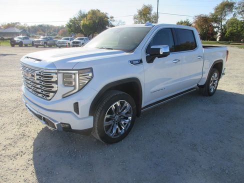 New 2026 GMC Sierra 1500 Denali w/ Denali Reserve Package image 11