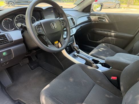 Used 2013 Honda Accord LX image 19