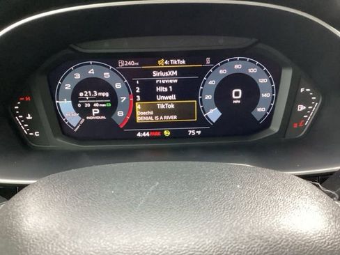 Used 2023 Audi Q3 2.0T Premium image 17