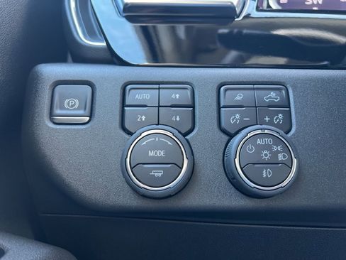 New 2025 Chevrolet Silverado 1500 RST w/ Convenience Package II image 14