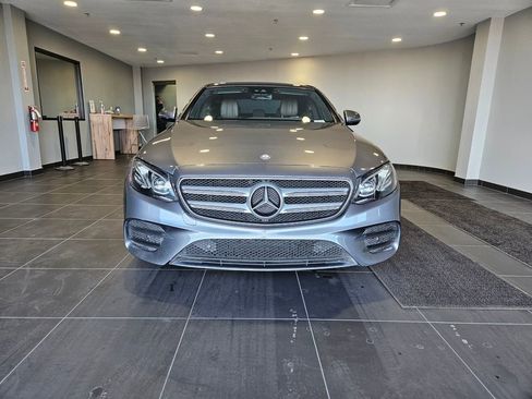 Used 2017 Mercedes-Benz E 300 image 2