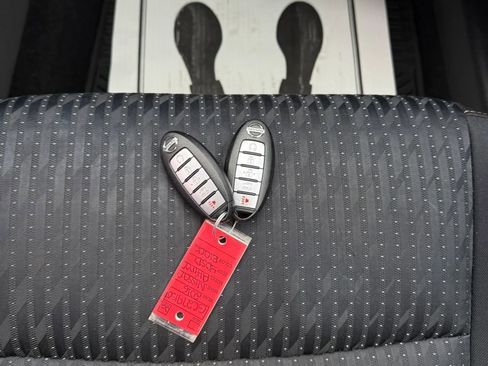 Used 2016 Nissan Altima 2.5 SV w/ Convenience Package image 38