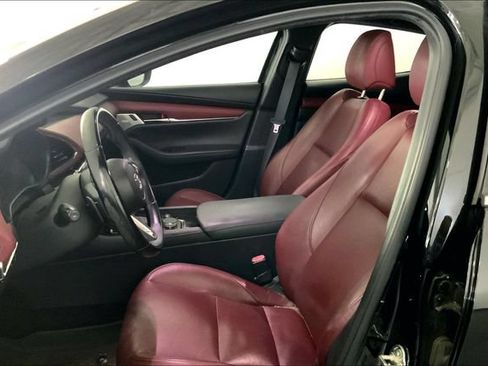 Used 2020 MAZDA MAZDA3 AWD Hatchback w/ Premium Pkg image 11