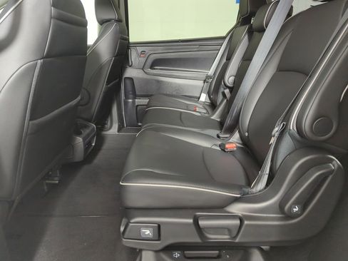 Certified 2025 Honda Odyssey Touring image 21