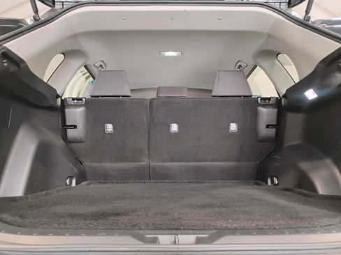 Used 2021 Toyota RAV4 XLE image 63