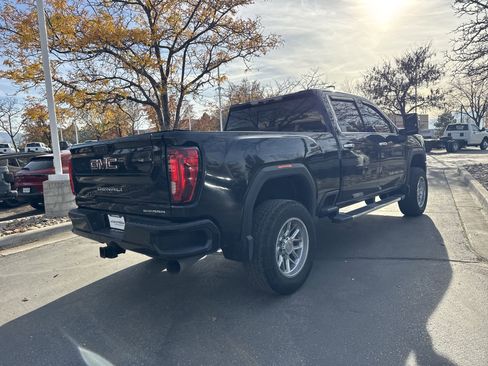 Used 2020 GMC Sierra 3500 Denali w/ Denali Ultimate Package image 8
