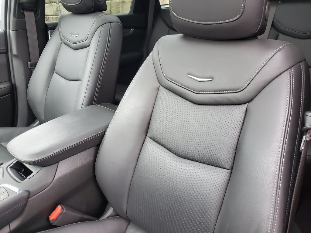 Used 2024 Cadillac XT5 Sportv w/ LPO, Floor Liner Package AWD/4WD image 36