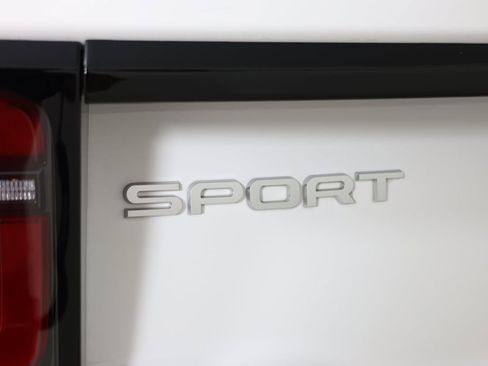 Used 2024 Land Rover Discovery Sport S image 16