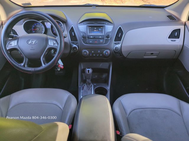 Used 2015 Hyundai Tucson GLS w/ Option Group 02 FWD image 16