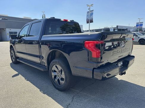 Used 2025 Ford F150 Lightning Flash AWD/4WD image 4