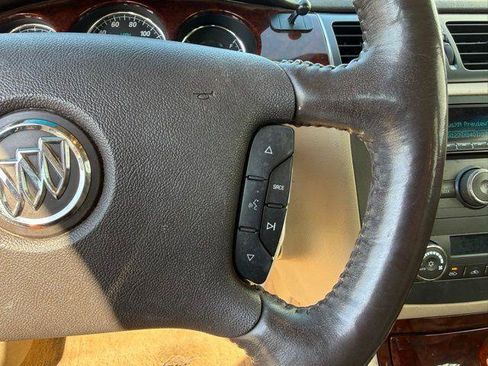 Used 2008 Buick Lucerne CXL w/ Ultra Confidence Package image 9