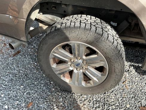 Used 2020 Ford F150 XLT w/ Equipment Group 302A Luxury image 24