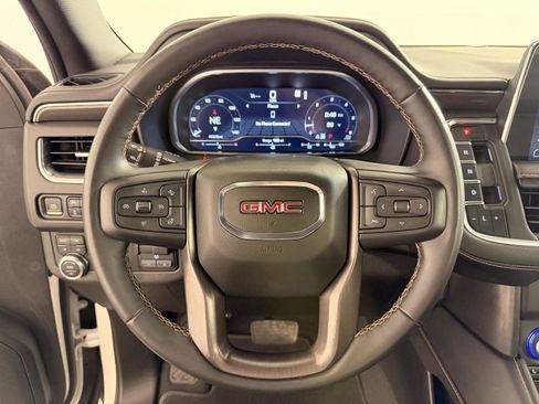 Used 2023 GMC Yukon AT4 w/ AT4 Premium Plus Package AWD/4WD image 27