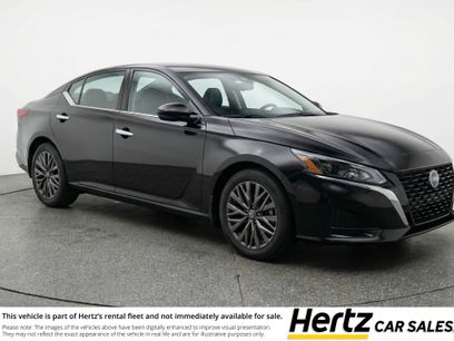 Used 2025 Nissan Altima 2.5 SV