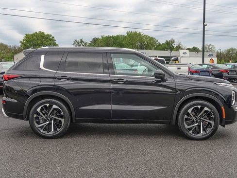 Used 2024 Mitsubishi Outlander SEL FWD image 9