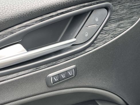 Used 2024 Alfa Romeo Stelvio Sprint image 7