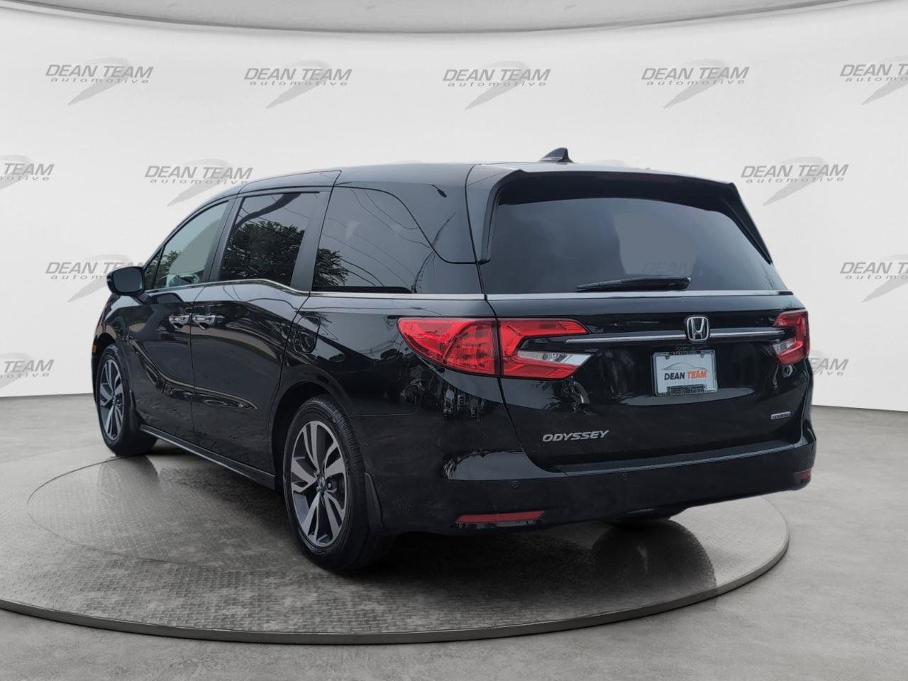 Used 2021 Honda Odyssey Touring image 5